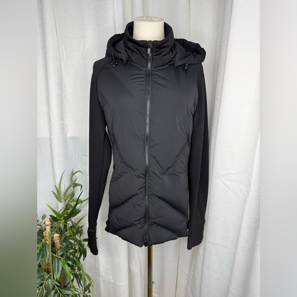 Athleta Women’s Black Inlet Jacket Sz Medium - Picture 3 of 13